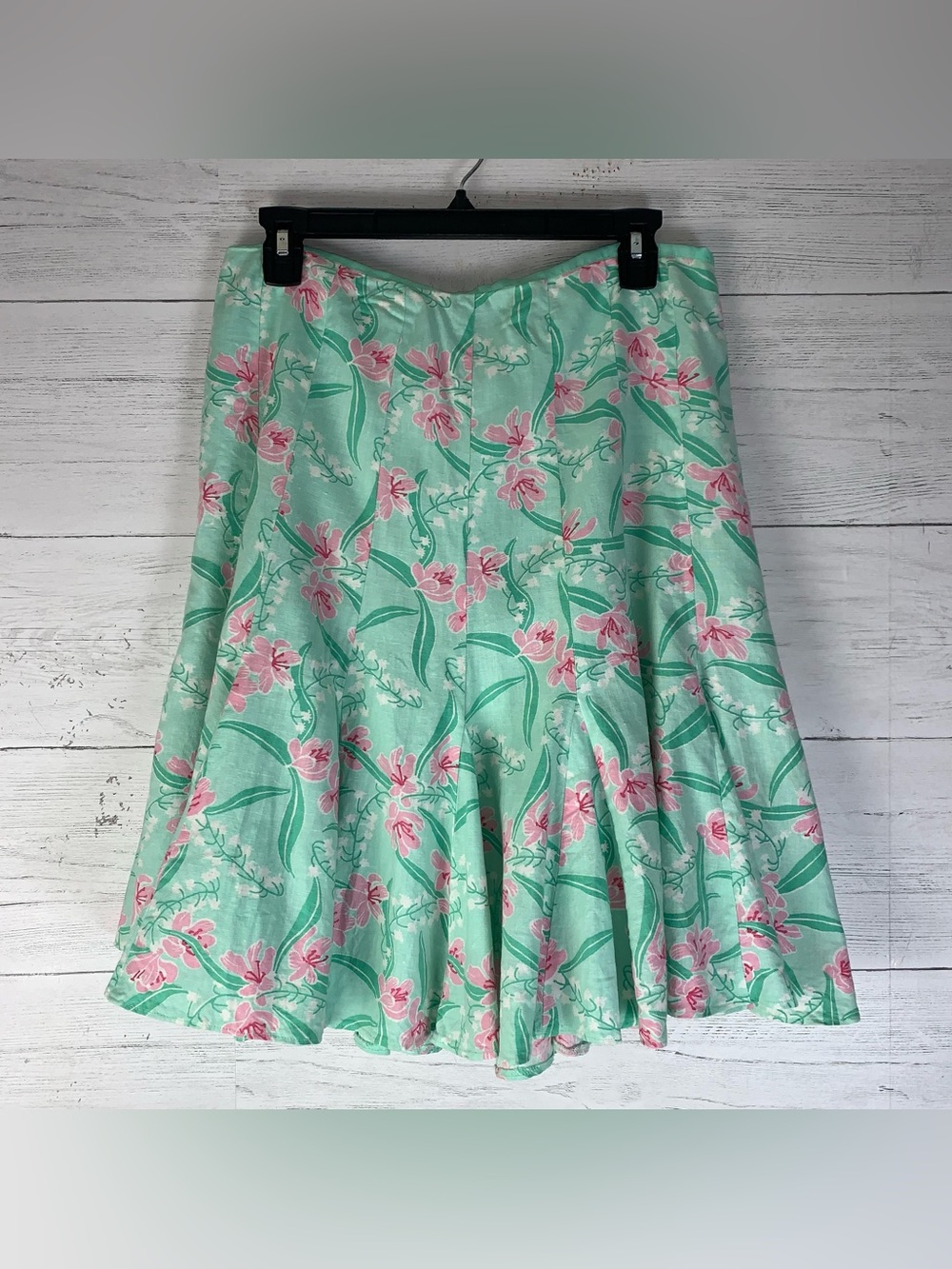 Vintage Vision Apparel  ruffle Floral Green Linen Blend  Skirt Sz 8 knee length